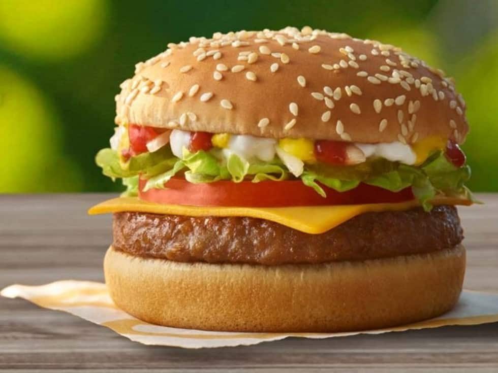 Mercy For Animals scores McDonald's 1 of 30 in first US burger-chain ranking